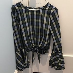 Crop top, long sleeve shirt